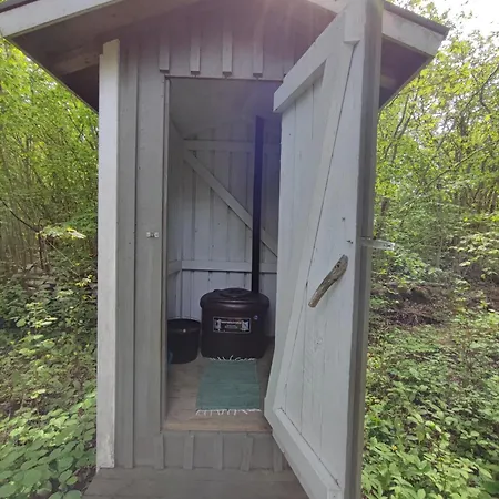 Paehklimaee Laagrikeskus بيت ضيافة