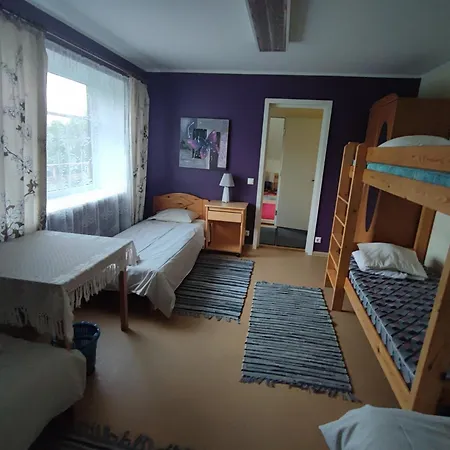 Paehklimaee Laagrikeskus بيت ضيافة